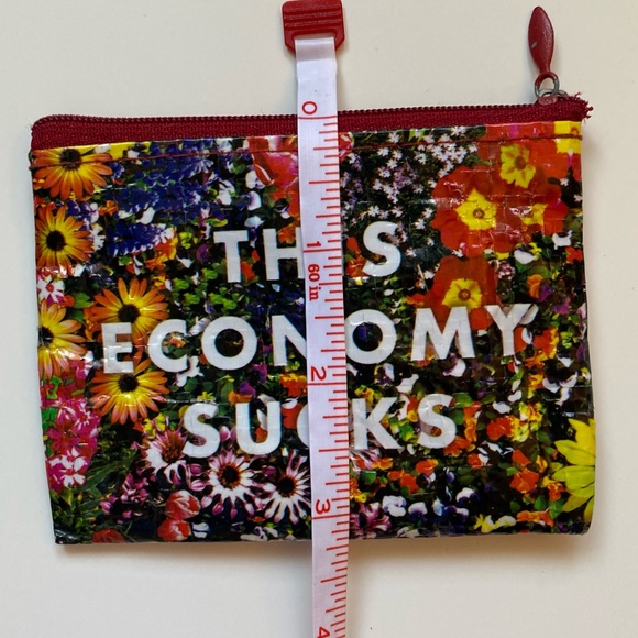 4/$20 This Economy Sucks Recycled coin purse - Picture 6 of 7